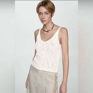 Mango Cream Fitted Tank Top with Scoop Neck(NWOT)